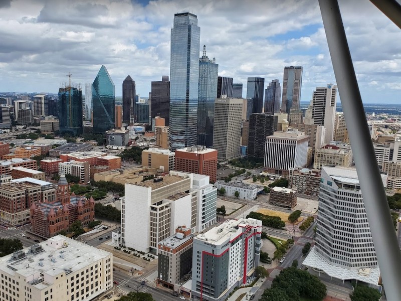 Вид на Даунтаун с башни Reunion Tower, Даллас, Техас