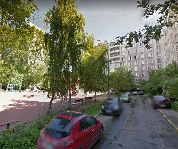 Двор по улице Кулакова