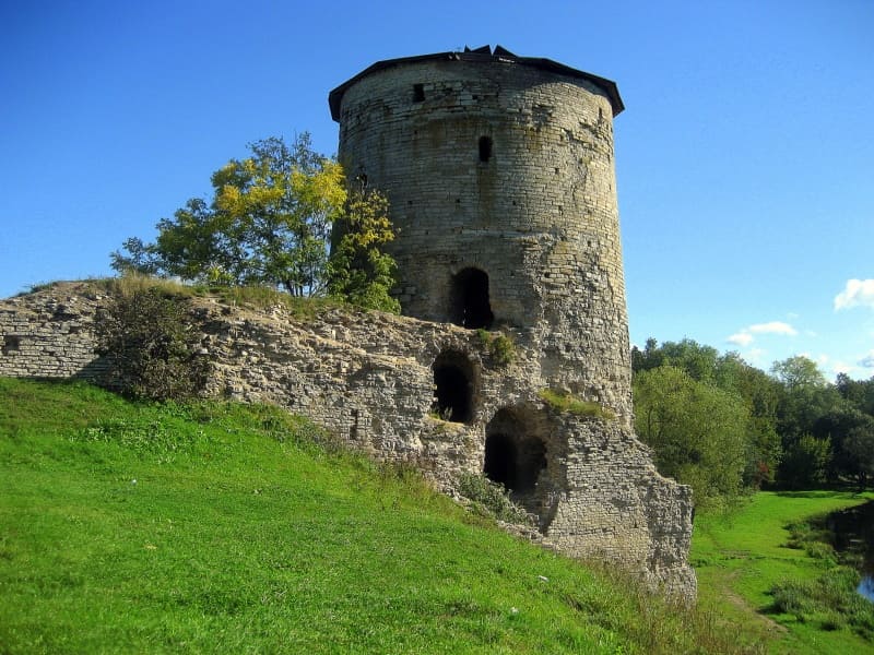 Гремячая башня (1525 г.), Псковская обл. Гремячая башня (1525 г.), Псковская обл.