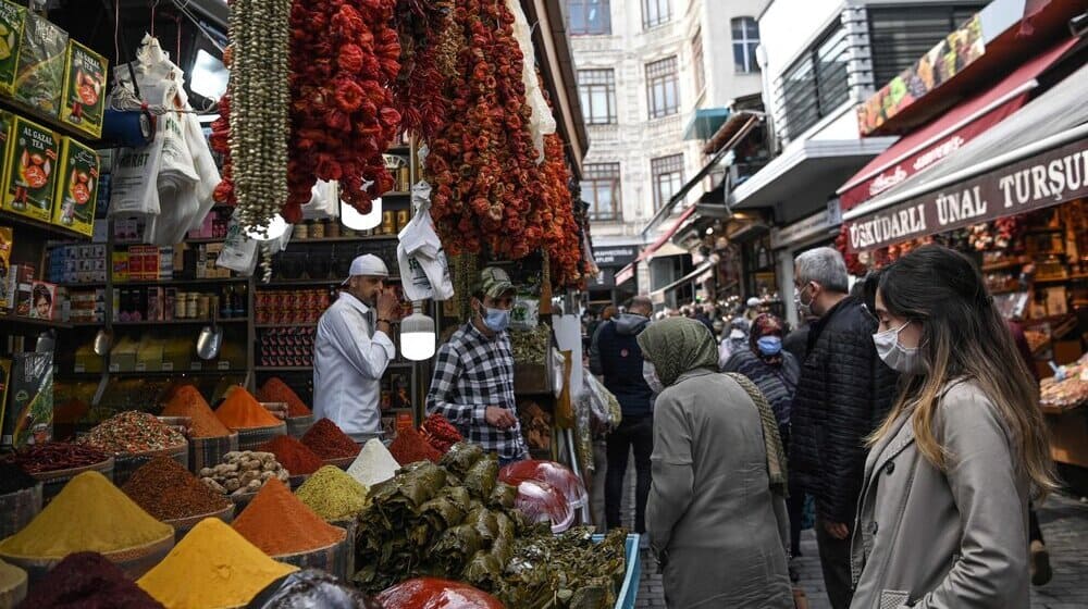 Женский базар (Kadınlar Pazarı)