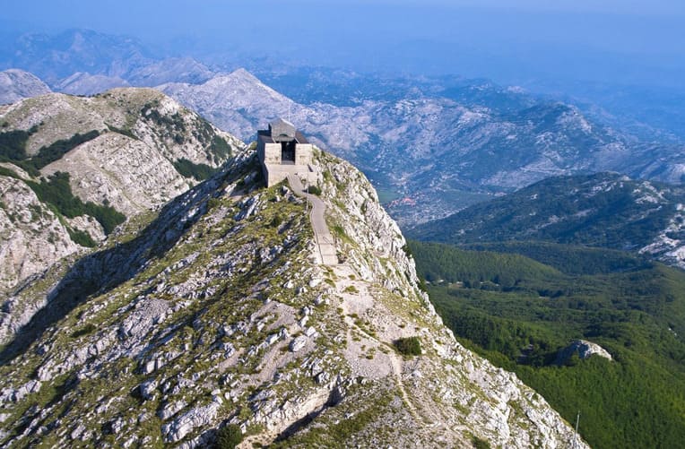 Национальный парк Ловчен фото