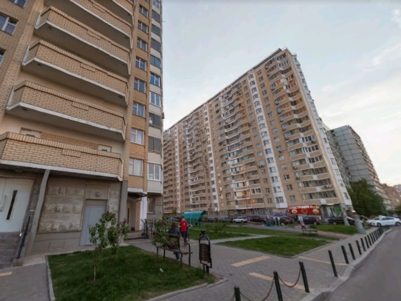 Двор по улице Нарвская Двор по улице Нарвская