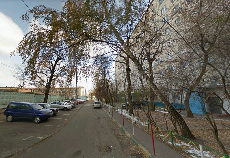 Двор по Керамическому проспекту